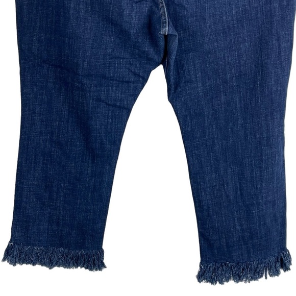 LEVI'S FRAYED RAW HEM DARK WASH BLUE CROPPED STRETCH BOHO JEANS - Picture 8 of 13